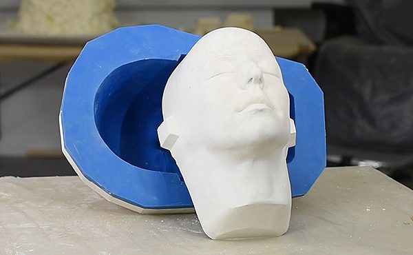 Casting a Plaster Cast out of a Permanent Mould
